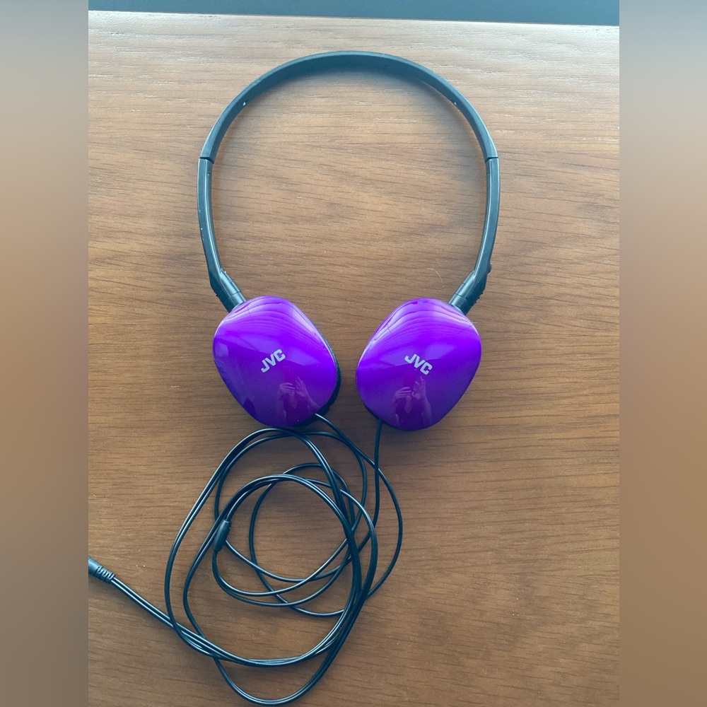 JVC Headphones Flat and Foldable